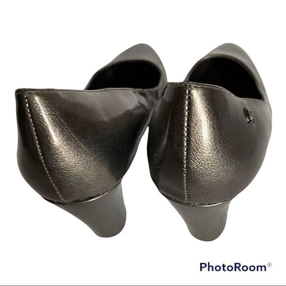 Etienne Aigner Metallic Gunmetal color heels, comfortable, Size 9 - Picture 3 of 5